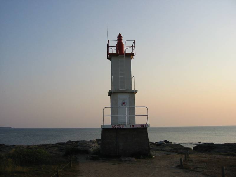 132-3279_IMG 